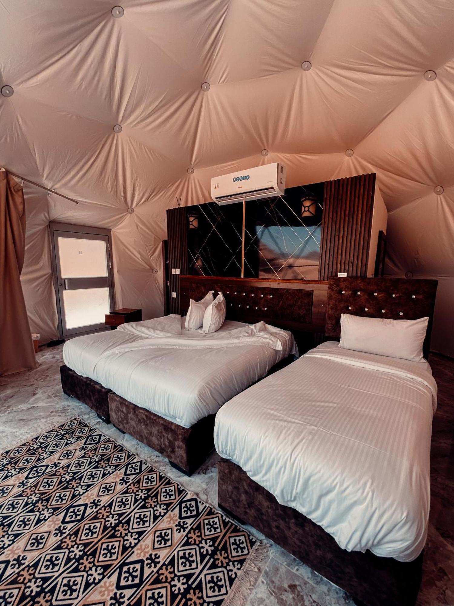 Julia Rum Luxury Camp Wadi Rum Exterior photo